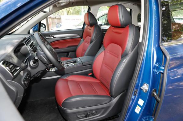 15萬左右的SUV選這三款就行,均配2.0T+AT變速箱、360度全景影像 15萬左右的SUV選這三款就行,均配2.0T+AT變速箱、360度全景影像