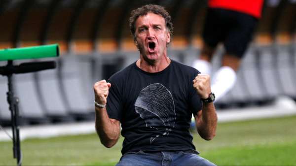 泰山隊日曆之12月22日：2013年“命硬”庫卡出任泰山隊主帥