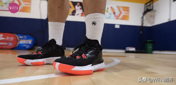 四百塊不到的未來超巨簽名鞋,好穿但不推薦的Zion1實戰測評 四百塊不到的未來超巨簽名鞋,好穿但不推薦的Zion1實戰測評