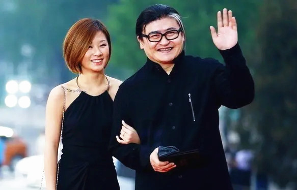 父親是歪瓜裂棗，女兒卻貌美如花？這7位星二代的長相好奇妙