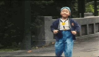 郝劭文：3歲出道10歲片酬千萬，身家卻被父母敗光，只能打工還債