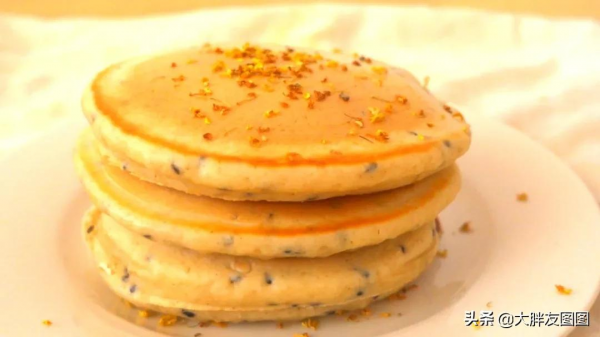 不要烤箱，不用揉麵，自制桂花芝麻熱鬆餅，香味絕了