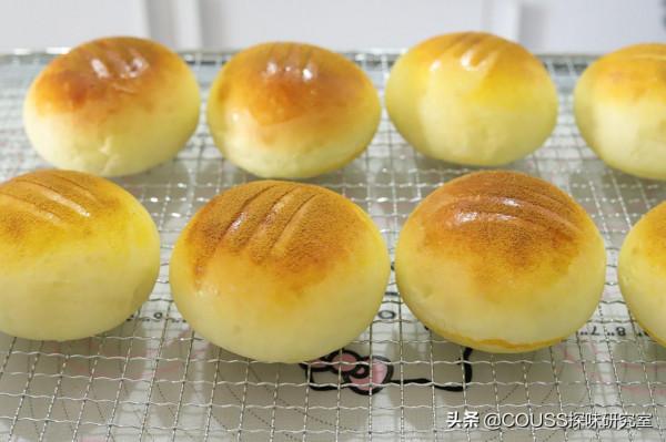 金燦燦的南瓜餐包,包你一口就愛上 金燦燦的南瓜餐包,包你一口就愛上