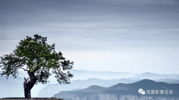 10月太行秋攝 天路、掛壁公路、石板房曬秋、古村落風光人文訓練營