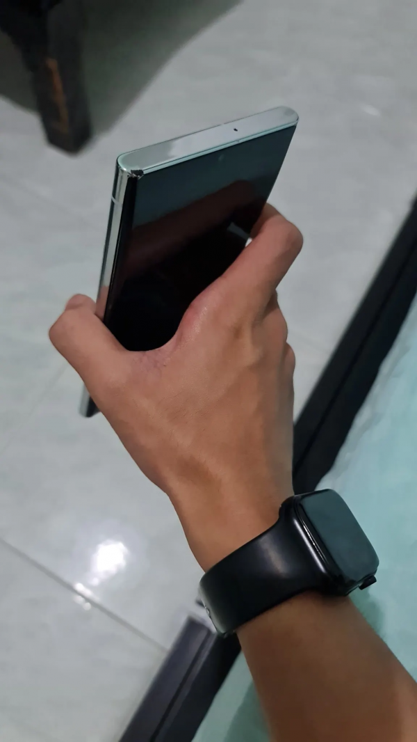 三星Galaxy S22 Ultra機模上手 三星Galaxy S22 Ultra機模上手