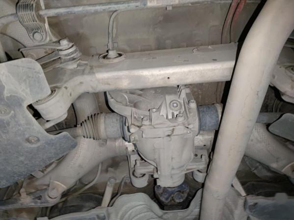 朋友嘴裡的偽豪車，32萬買輛18年的寶馬5系，回家過年頂用嗎？