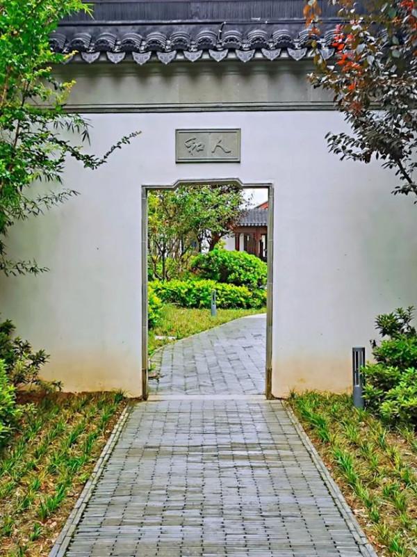 江蘇服務區，到底有多壕？果然，貧窮限制了我的想象力