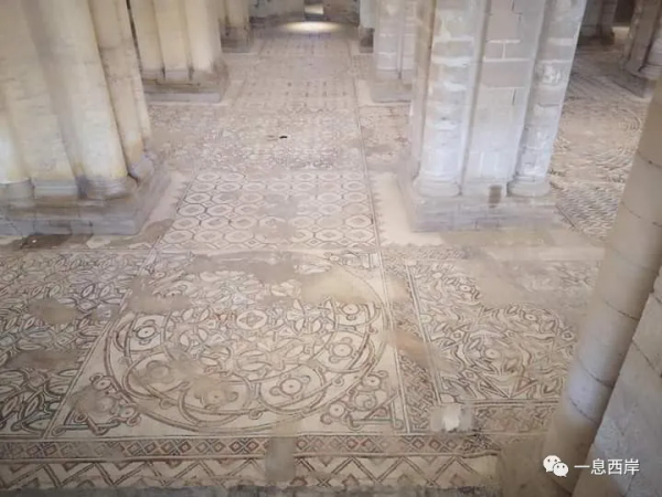去傑里科的希沙姆宮遺址，看看世界現存最大面積的馬賽克地面