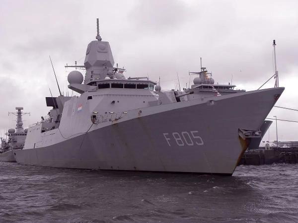 “七省”級護衛艦圖集（132圖）