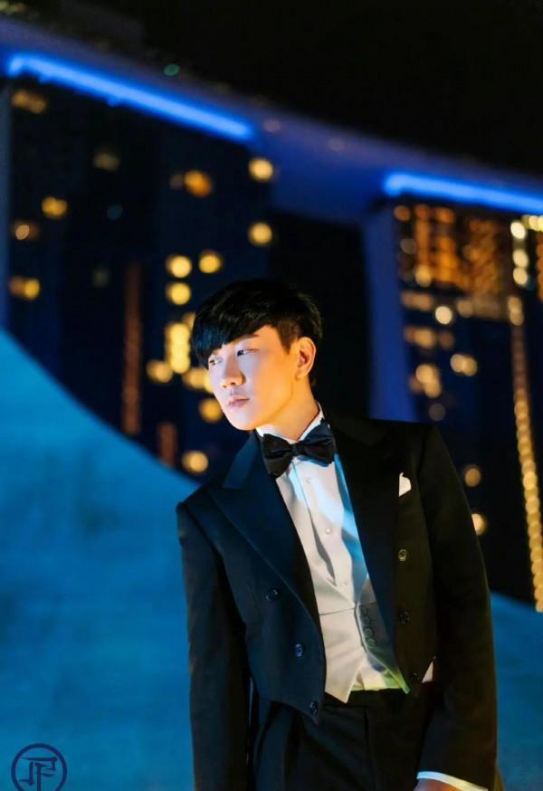 C - peaceful - and - quiet1011微博再發圖文喊話JJ林俊杰