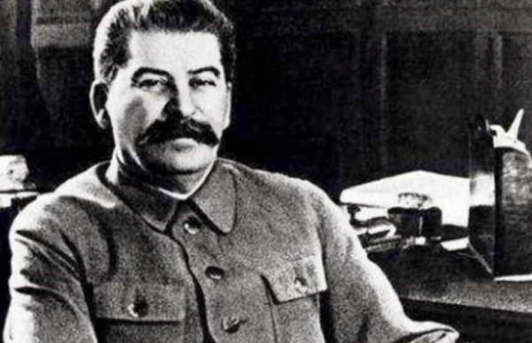 毛澤東給斯大林的信有錯別字，駐蘇大使王稼祥發現後，為何說不改