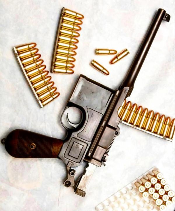 駁克槍原廠製造和收藏品的清晰大圖