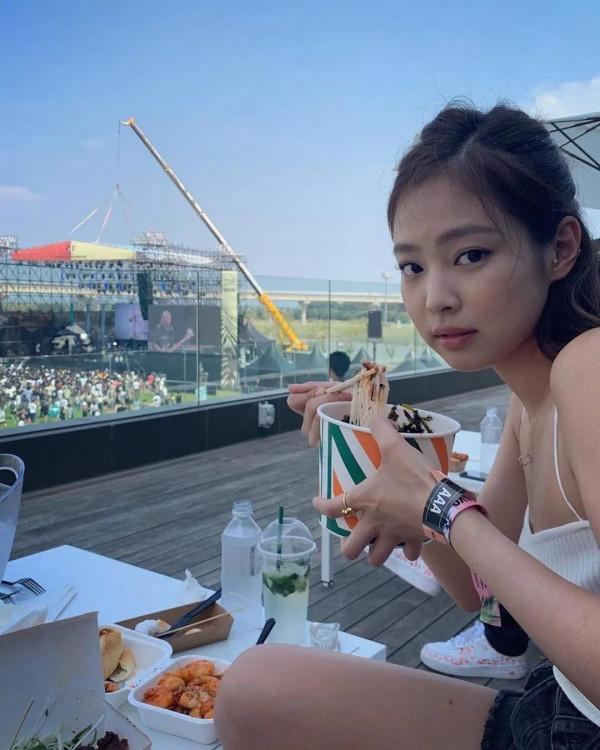 BLACKPINK-JENNIE 日常生活照分享，滿滿的生活狀態
