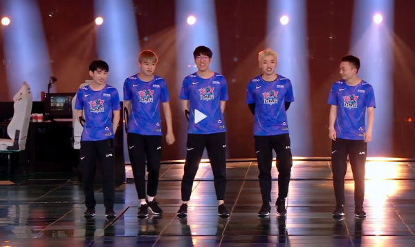 2021 LPL 年度紀錄片《不破不立》最後一集在B站上線