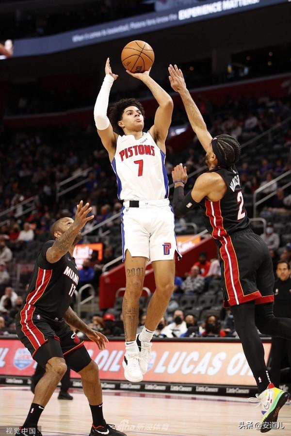 [NBA常規賽]黃蜂106-137太陽;熱火90-100活塞;馬刺114-121國王