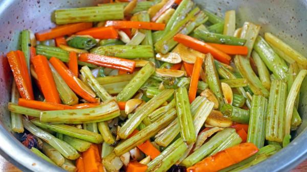 冬天別總吃大魚大肉，多吃6種綠葉菜，低熱量高營養，清淡解油膩