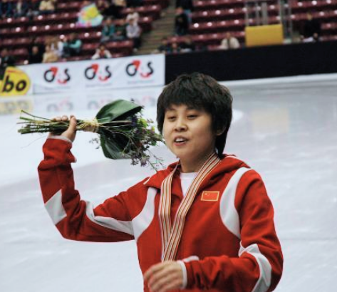 短道速滑永遠的神王濛：12次打破世界紀錄，巔峰期被開除出國家隊