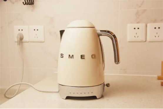 每天用電熱壺燒水喝，對身體到底有沒有害？看完就知道了