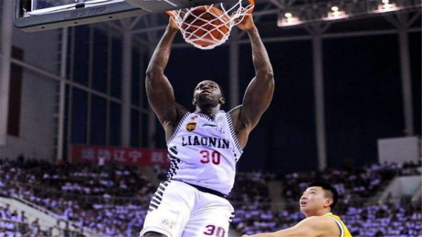 下午四點，遼籃傳來喜訊！功勳冠軍魔獸即將歸來，楊鳴終於等到了