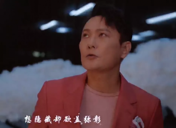 衛視中秋晚會明星造型:張碧晨人魚裙仙氣足,戚薇蓬蓬袖誇張 衛視中秋晚會明星造型:張碧晨人魚裙仙氣足,戚薇蓬蓬袖誇張