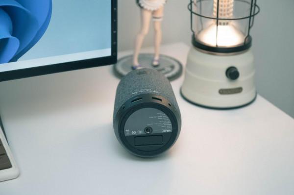 美學巔峰的便攜投影儀，華碩Latte L1的隨身體驗