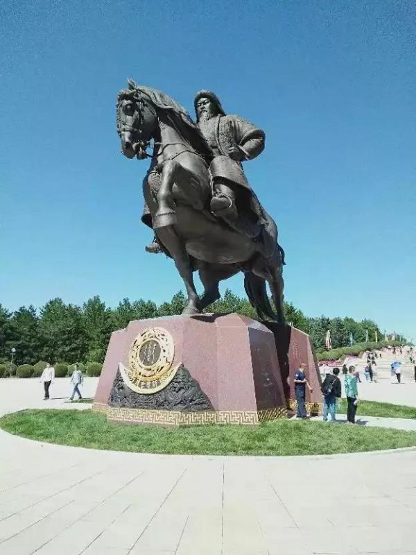 一個不敢挖，一個挖不開，一個挖不到，扒扒三座傳奇的皇陵