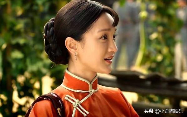 還在嘟嘴扮嫩的阿姨們，看看這些女演員，是如何超齡演出少女感