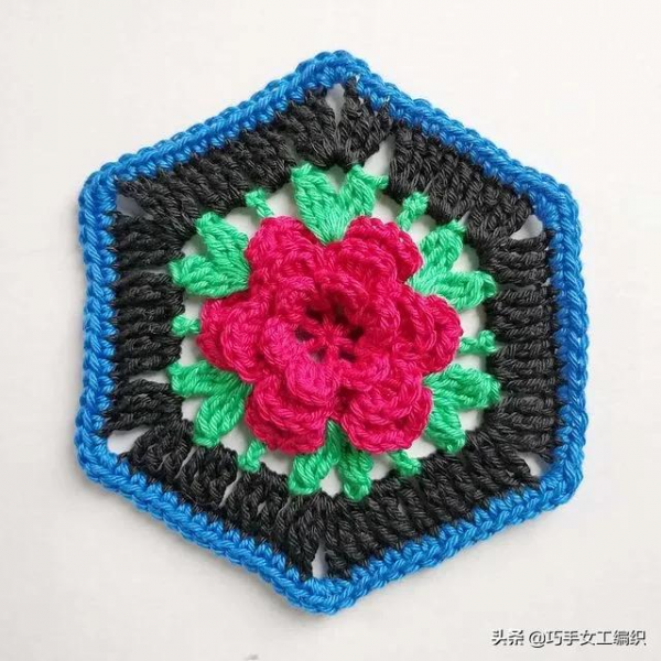 鉤編留下太多的零線，幾十種六角的鉤法，讓你家美出花來