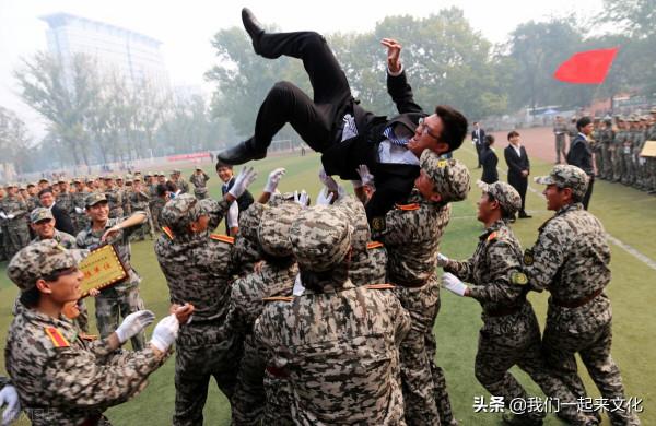大一新生,軍訓結束後,對於你的迷彩服,有更好的處理辦法嗎 大一新生,軍訓結束後,對於你的迷彩服,有更好的處理辦法嗎
