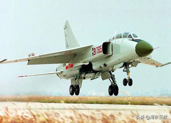 買飛機送大衣？在軍迷眼中，狂風戰鬥機還不如一件德國風衣