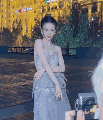 不穿秋褲的明星如何過冬？