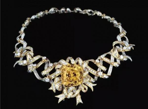 《一生一世》：任嘉倫送的結婚戒指黃鑽是什麼來頭？