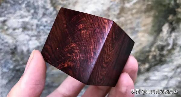 一諾千金！海黃紫油梨印章，純手工雕刻，雕工細膩