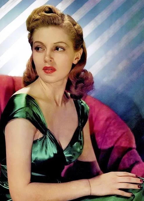 你不知道的好萊塢：經歷八段婚姻的女明星，男友卻被14歲女兒刺死