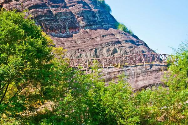 江西旅行該去哪?這裡四季都有不同的風景,石怪洞幽、泉美茶香 江西旅行該去哪?這裡四季都有不同的風景,石怪洞幽、泉美茶香