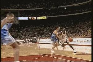 喬丹、科比、麥迪、卡特的拉桿上籃，誰贏了