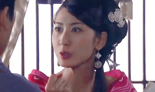 漢宮美人別硬演，這麼多年看下來，也就這8位稱得上“豔光四射”