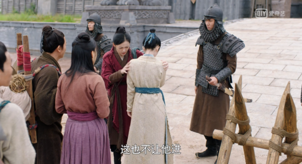 國產劇裡的女扮男裝,不男又不女,到底能有多離譜?笑不活了 國產劇裡的女扮男裝,不男又不女,到底能有多離譜?笑不活了