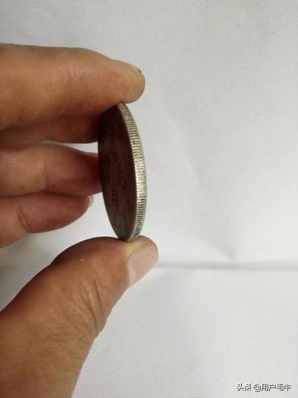 老銀元中的英文錯版幣<一> 老銀元中的英文錯版幣<一>