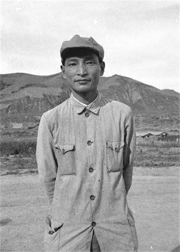 中共七大，五大書記剛確立不久，中央為何緊急增補兩位候選書記