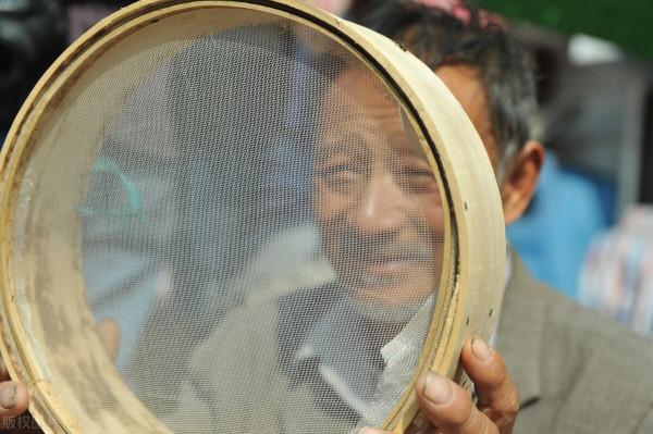 7種老物件,帶你重溫過去農村灶房裡的煙火氣息,你感受到了嗎 7種老物件,帶你重溫過去農村灶房裡的煙火氣息,你感受到了嗎