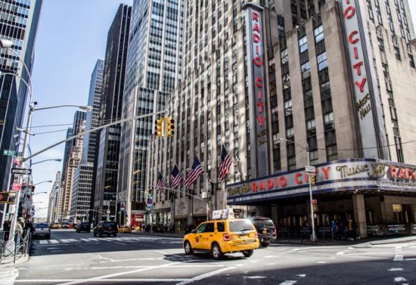 鄭若麟談《醜陋的中國人》：年輕時我也愛讀，直到開始在西方生活