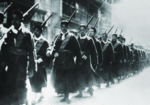 1948年，國民黨艦隊入江阻擋解放，周恩來道：是時候喚醒那個人了