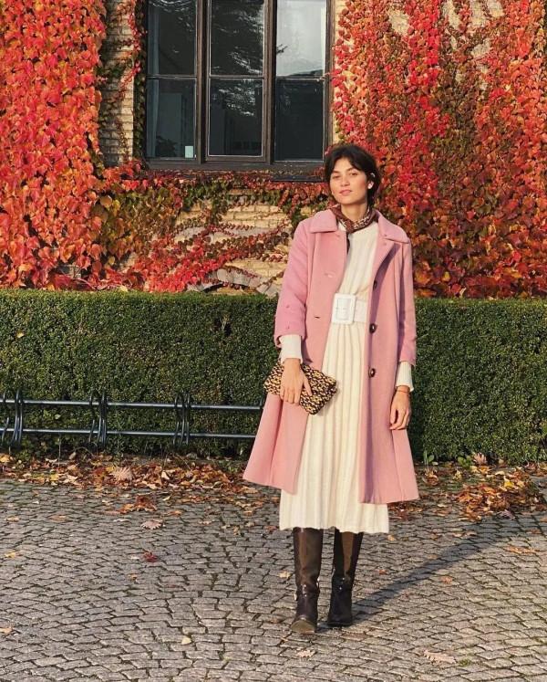 擁有這一件小配飾 你的大衣能穿出好幾種花樣 | 好物推薦