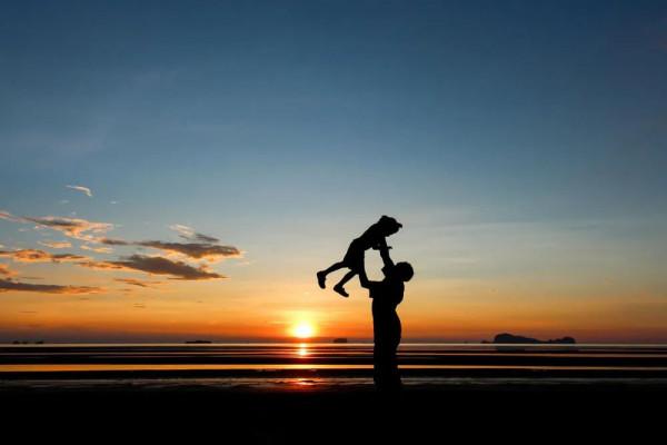 不會“偷懶”的父母,永遠養不出有責任感的孩子 不會“偷懶”的父母,永遠養不出有責任感的孩子