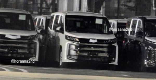 經濟版“埃爾法” 豐田新MPV實車 7/8座佈局 約合14萬起 經濟版“埃爾法” 豐田新MPV實車 7/8座佈局 約合14萬起