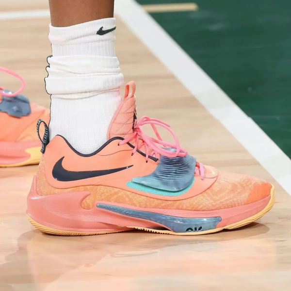 在顏值面前,配置和效能原來這麼不堪一擊嗎? 在顏值面前,配置和效能原來這麼不堪一擊嗎?