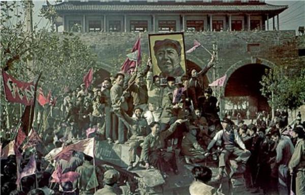 1952年一婦女要見西南局最高領導,鄧小平看完訴狀後:徹查她丈夫 1952年一婦女要見西南局最高領導,鄧小平看完訴狀後:徹查她丈夫