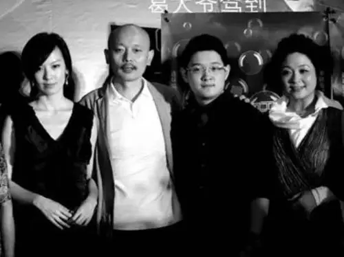 10對丁克夫妻現狀，有人丁克至死，有人追悔莫及，最大67最小45