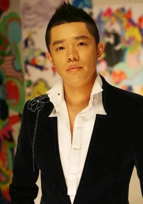 堅持23年公平分賬，鳳凰傳奇的清醒，是對娛樂圈的高階&OpenCurlyDoubleQuote;侮辱&rdquo;